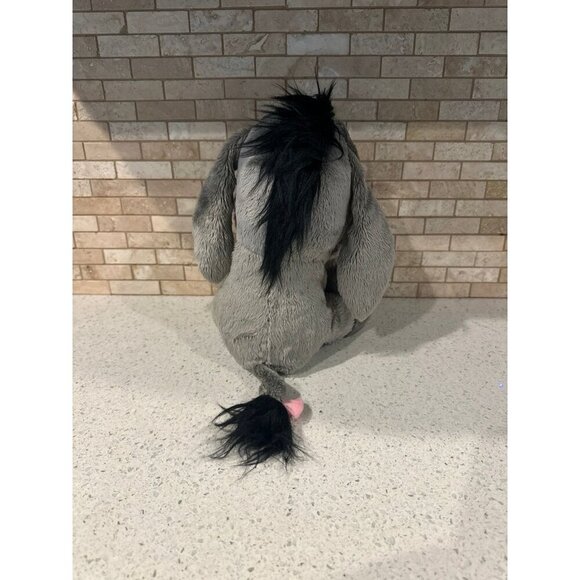 Winnie the Pooh plush bundle - Picture 5 of 7